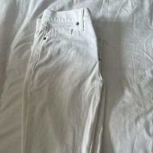 Slim high rise white denim